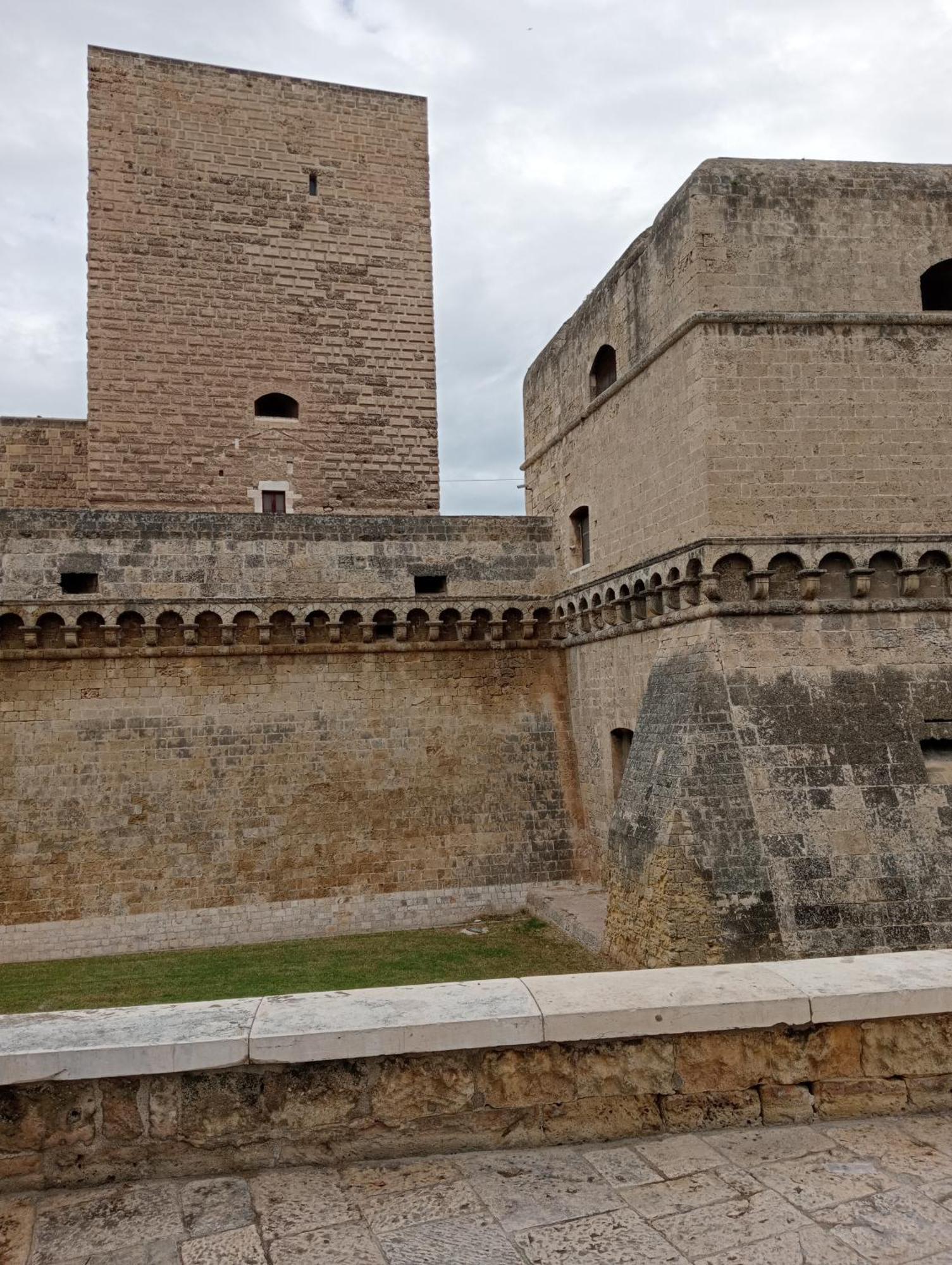 A Casa Di Rita Apartment Bari Luaran gambar