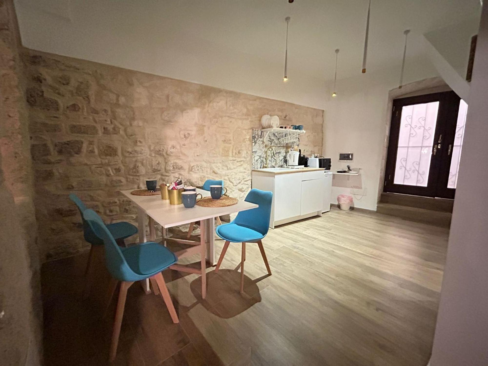 A Casa Di Rita Apartment Bari Luaran gambar