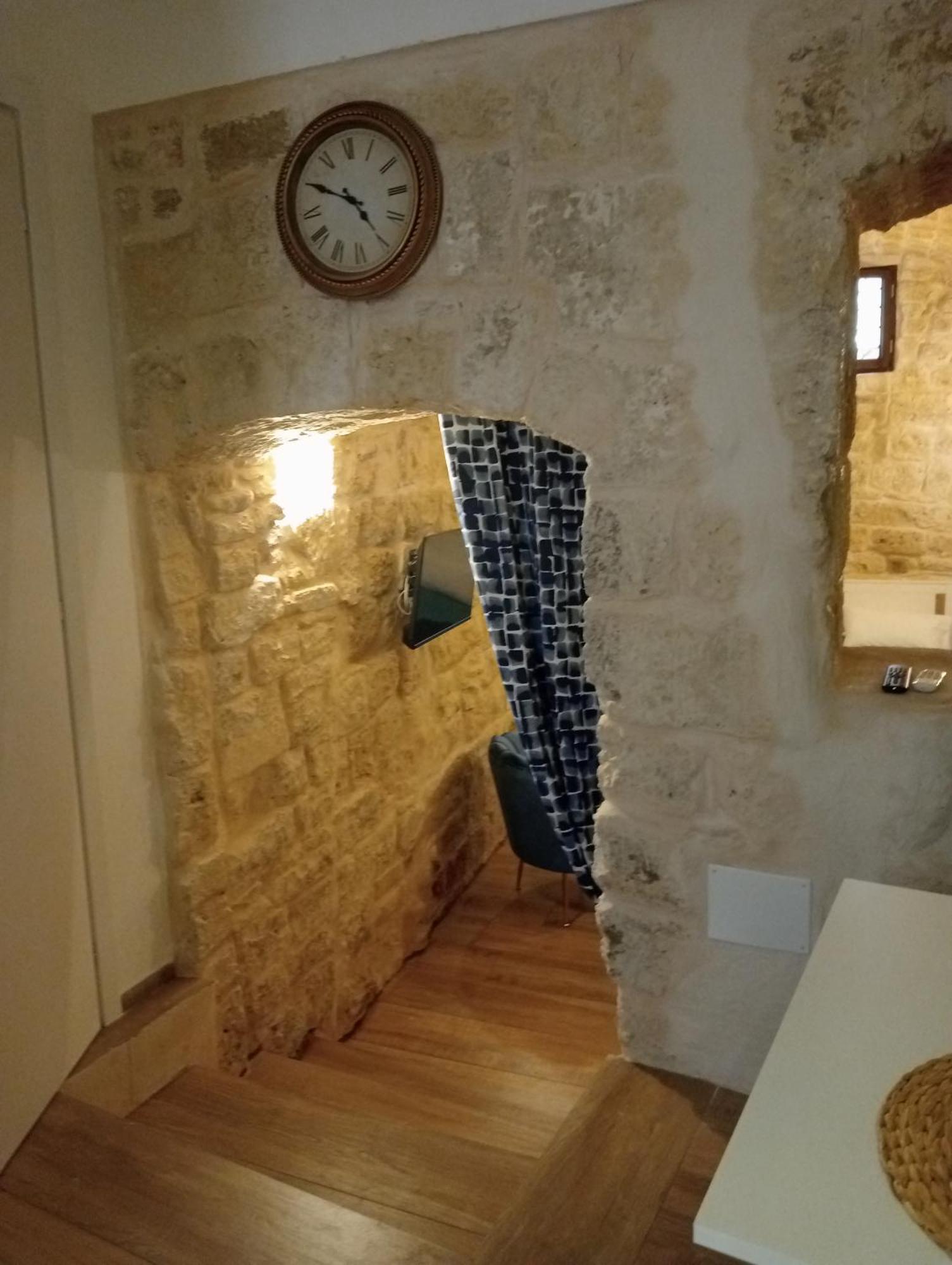 A Casa Di Rita Apartment Bari Luaran gambar